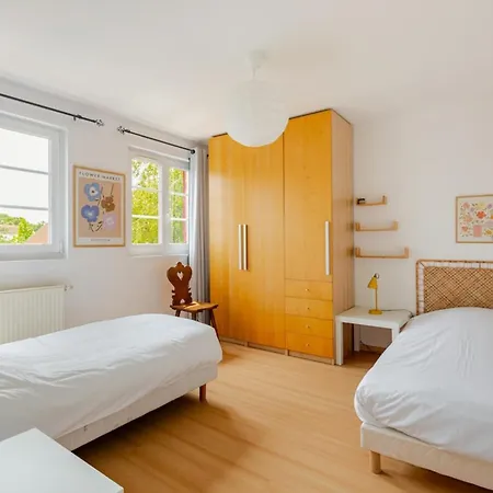 Charmante Maison Avec Jardin *